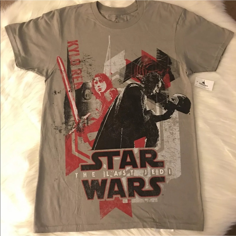 Star Wars by Disney size small